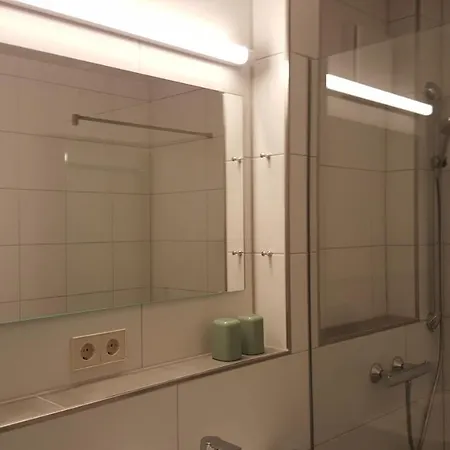 Friado Im Oa - Ohne Zusatzkosten Nach Anreise - Mit Hallenbad, W-lan, Pkw-garage, Kurtaxe Mit Allgaeu-walser-pass, Bett- Und Handtuch-waesche Sowie End-reinigung דירה *